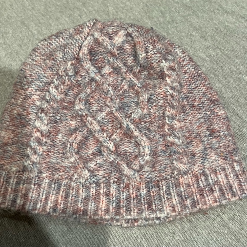 Janie and Jack knit hat 6-12 months